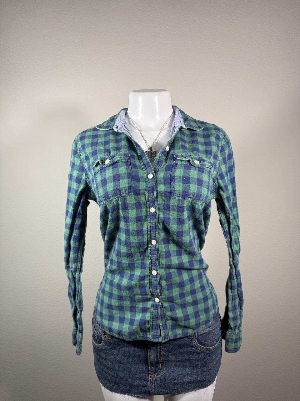 Y2K Abercrombie & Fitch button-up shirt – Women's Used Clothing