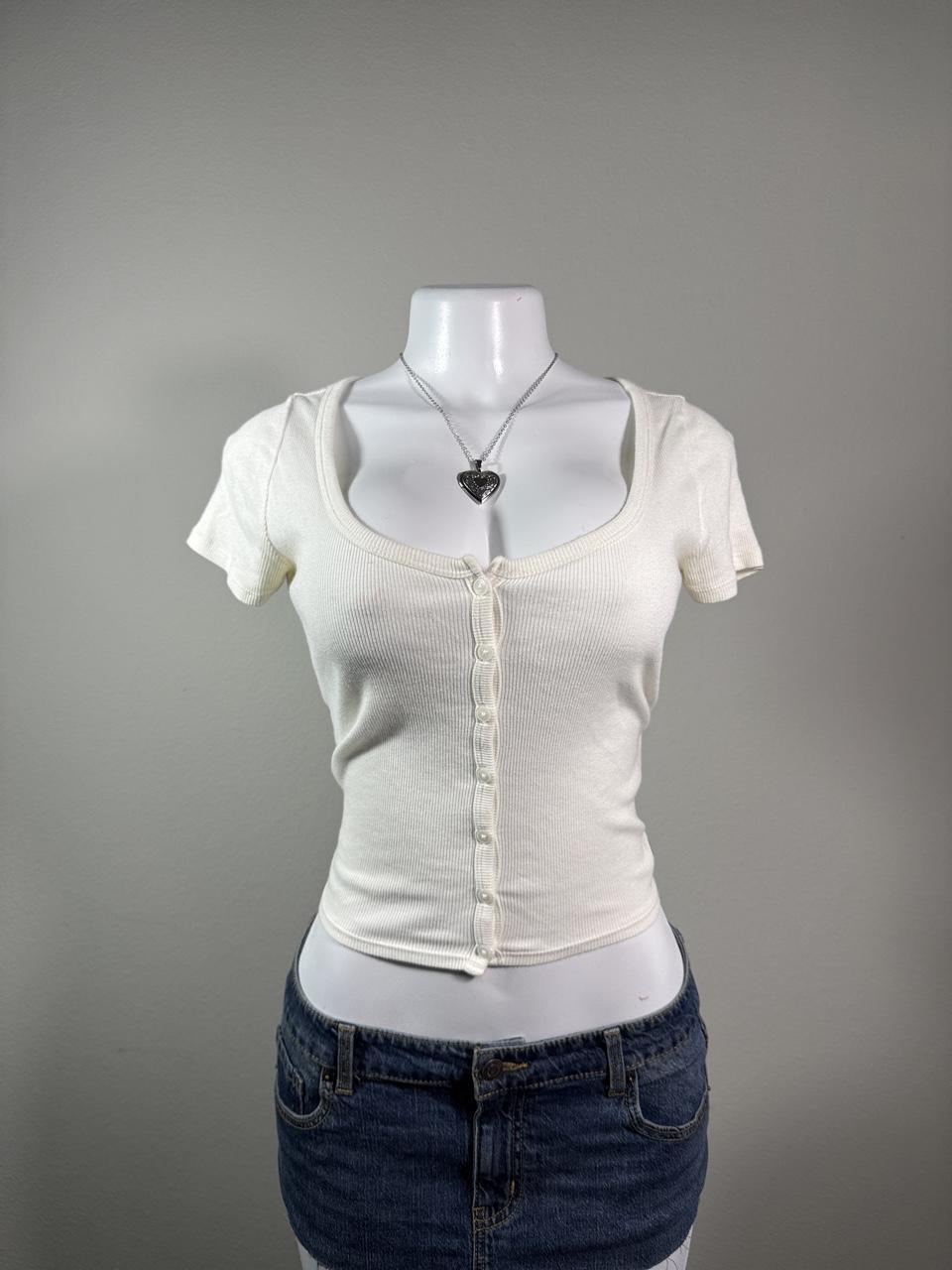 Y2K Hollister Co. White baby tee – Women's Used Clothing