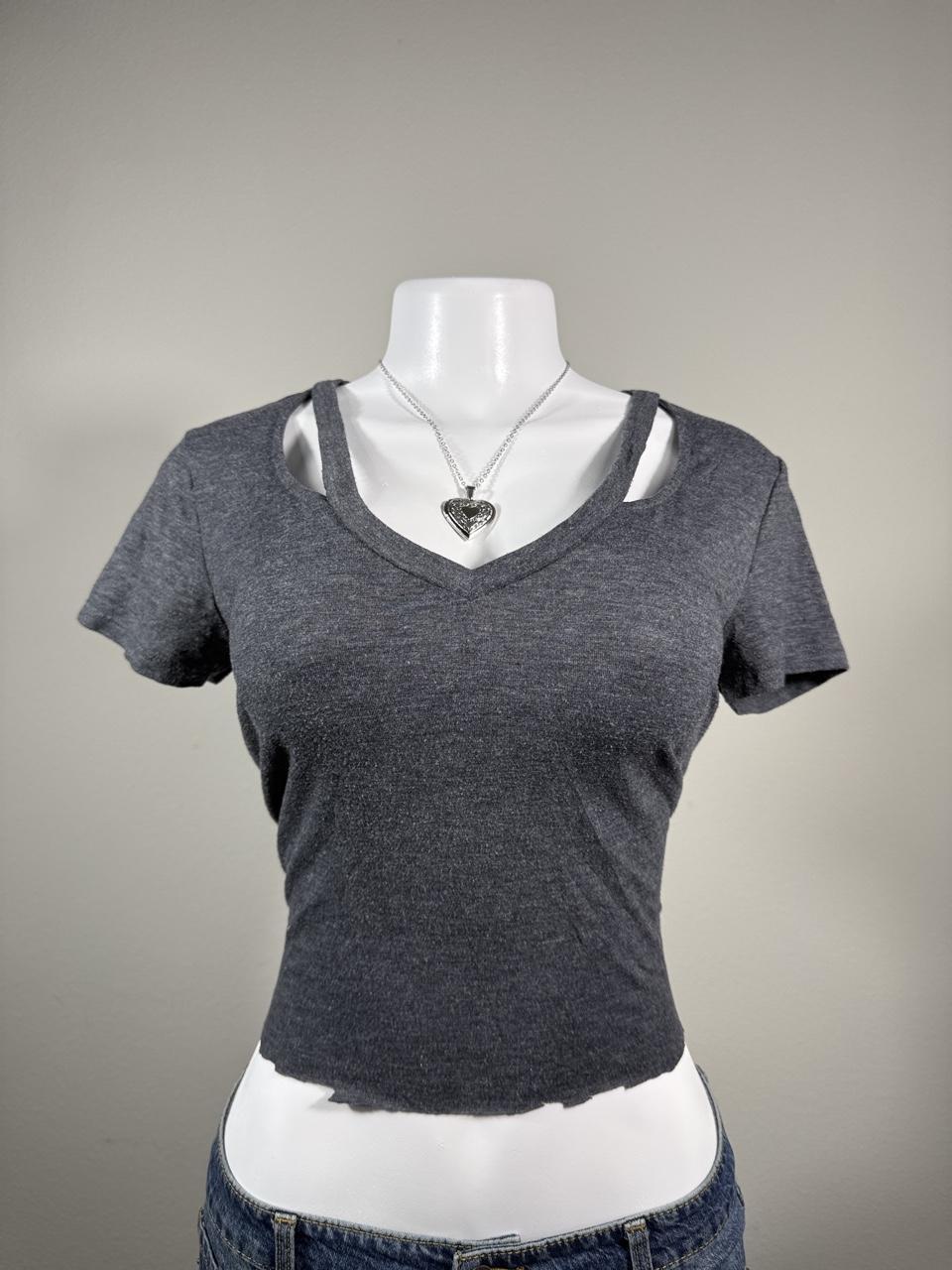 Y2K Aéropostale Grey baby tee – Women's Used Clothing