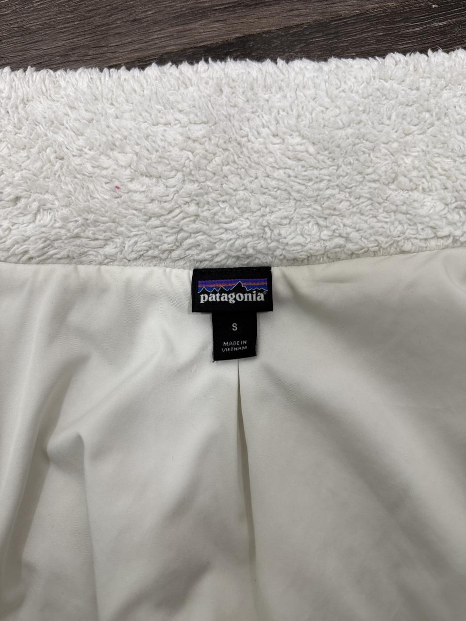 Y2K Patagonia White tank top – Women's Used Clothing