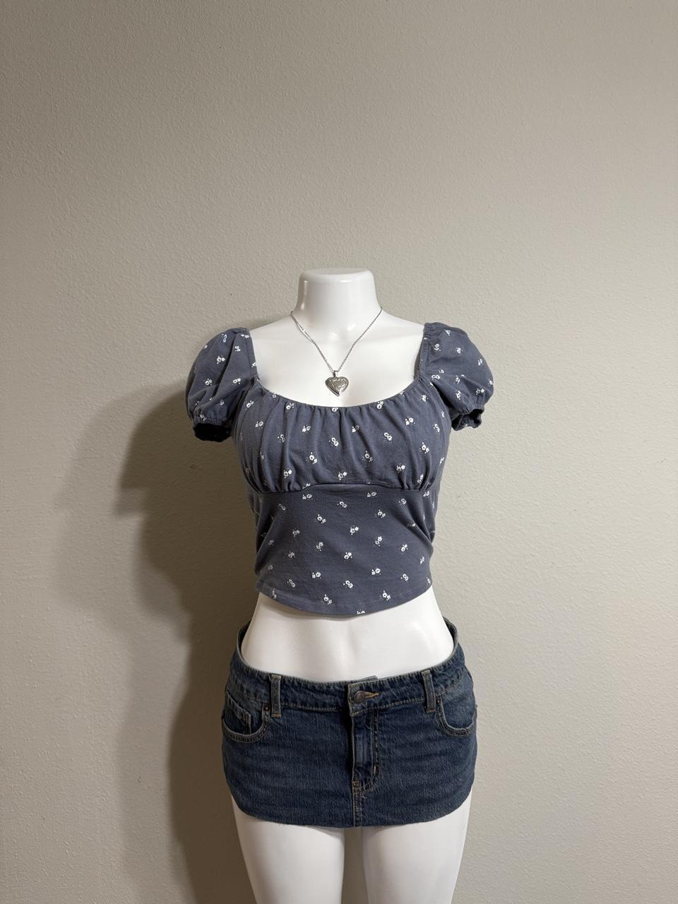 Y2K Hollister Co. top – Women's Used Clothing