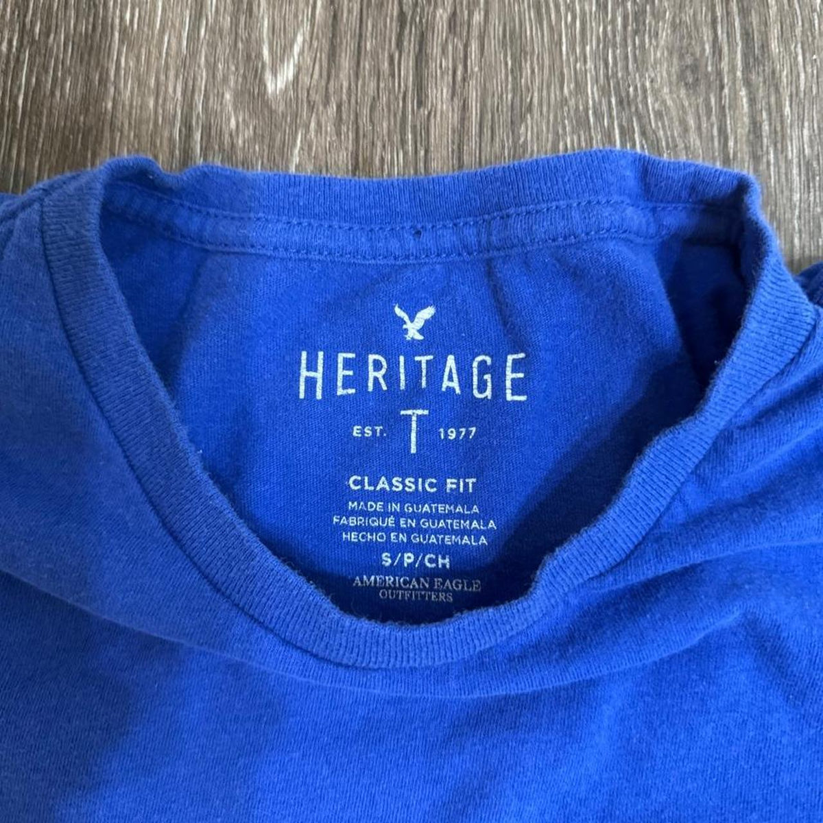 Y2K Abercrombie & Fitch Blue tee – Women's Used Clothing