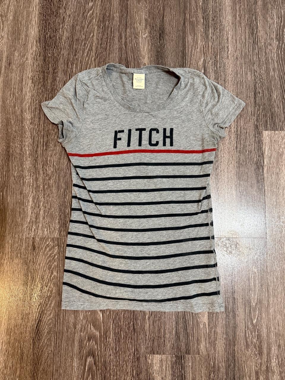 Y2K Abercrombie & Fitch Grey crop top – Women's Used Clothing