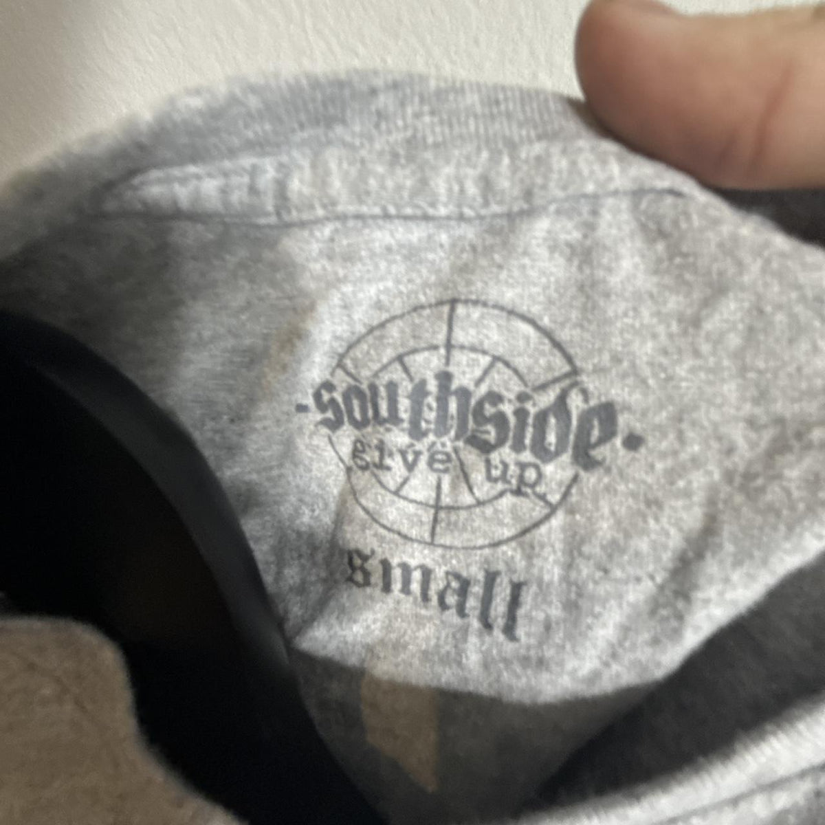 Y2K Grey tee – Women's Used Clothing