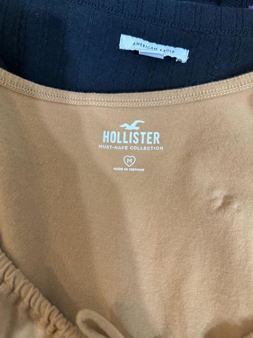 Y2K Hollister Co. crop top – Women's Used Clothing