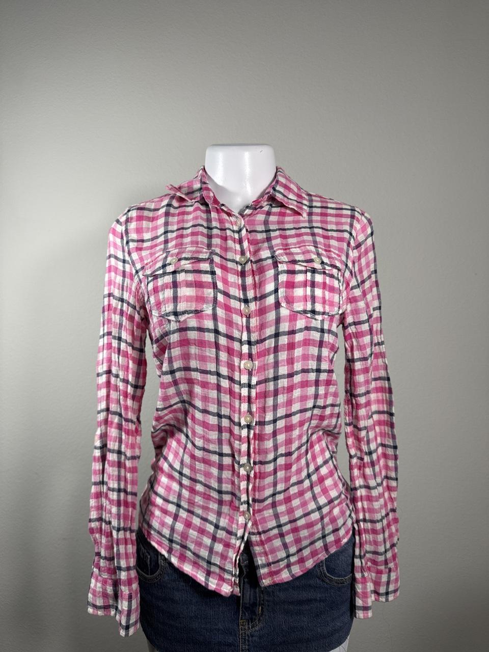 Vintage Aéropostale Pink button-up shirt – Women's Used Clothing