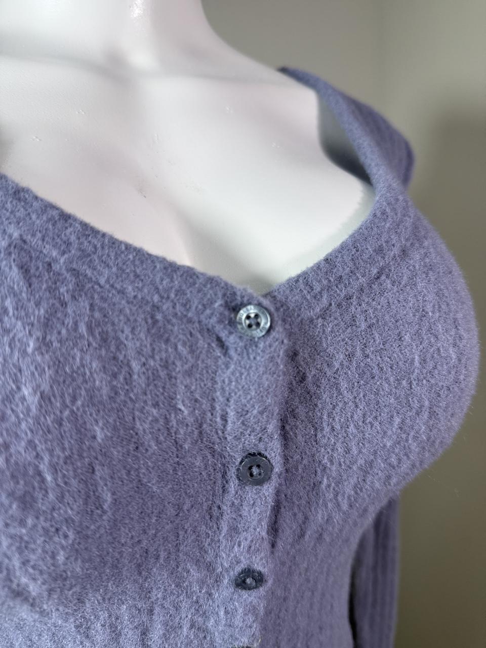 Y2K Hollister Co. crop top – Women's Used Clothing