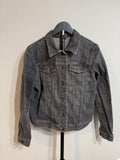 Y2K Gap Grey and Black jacket – Women's Used Clothing