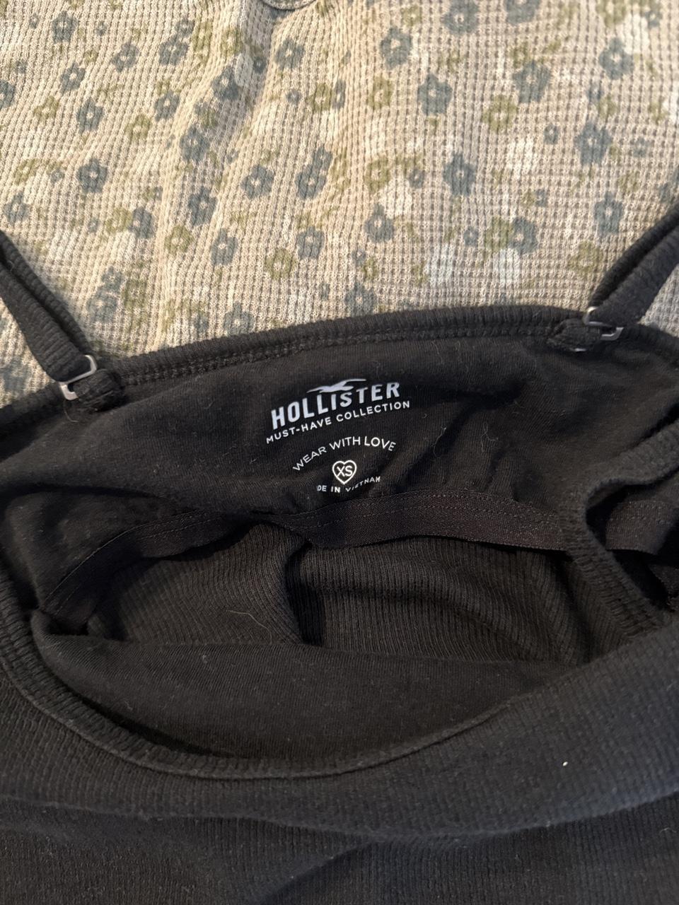 Y2K Hollister Co. tank top – Women's Used Clothing
