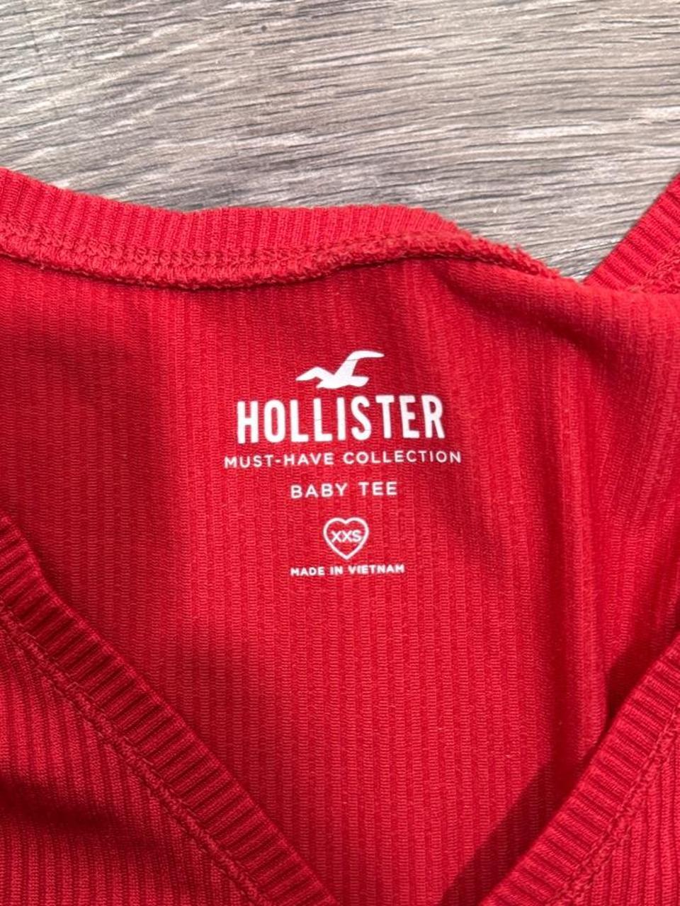 Y2K Hollister Co. Red crop top – Women's Used Clothing