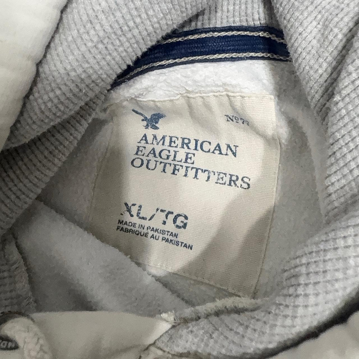 Y2K American Eagle White and Cream Hoodie – Women's Used Clothing