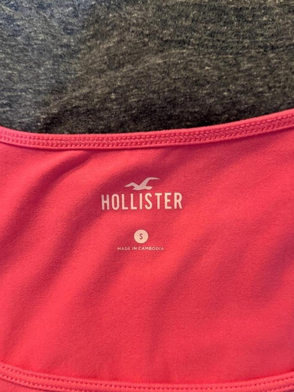 Y2K Hollister Co. Pink baby tee – Women's Used Clothing
