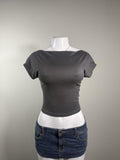 Y2K Grey baby tee – Women's Used Clothing
