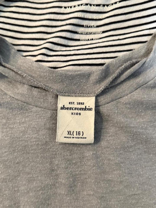 Vintage Abercrombie Kids tee – Women's Used Clothing