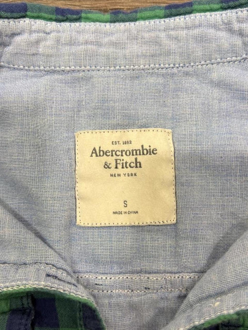 Y2K Abercrombie & Fitch button-up shirt – Women's Used Clothing
