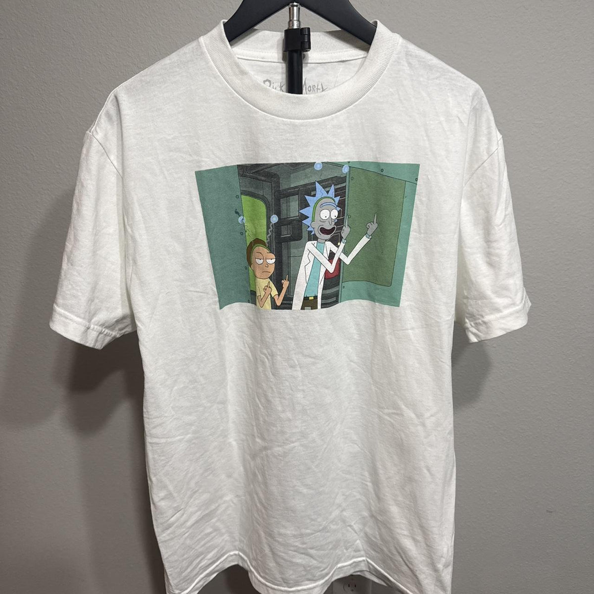 Y2K PacSun White tee – Women's Used Clothing
