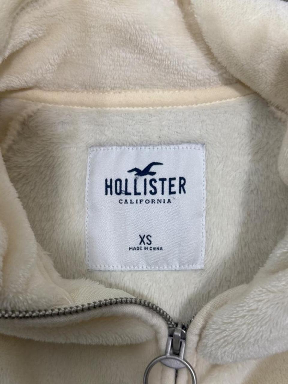 Y2K Hollister Co. Cream jacket – Women's Used Clothing