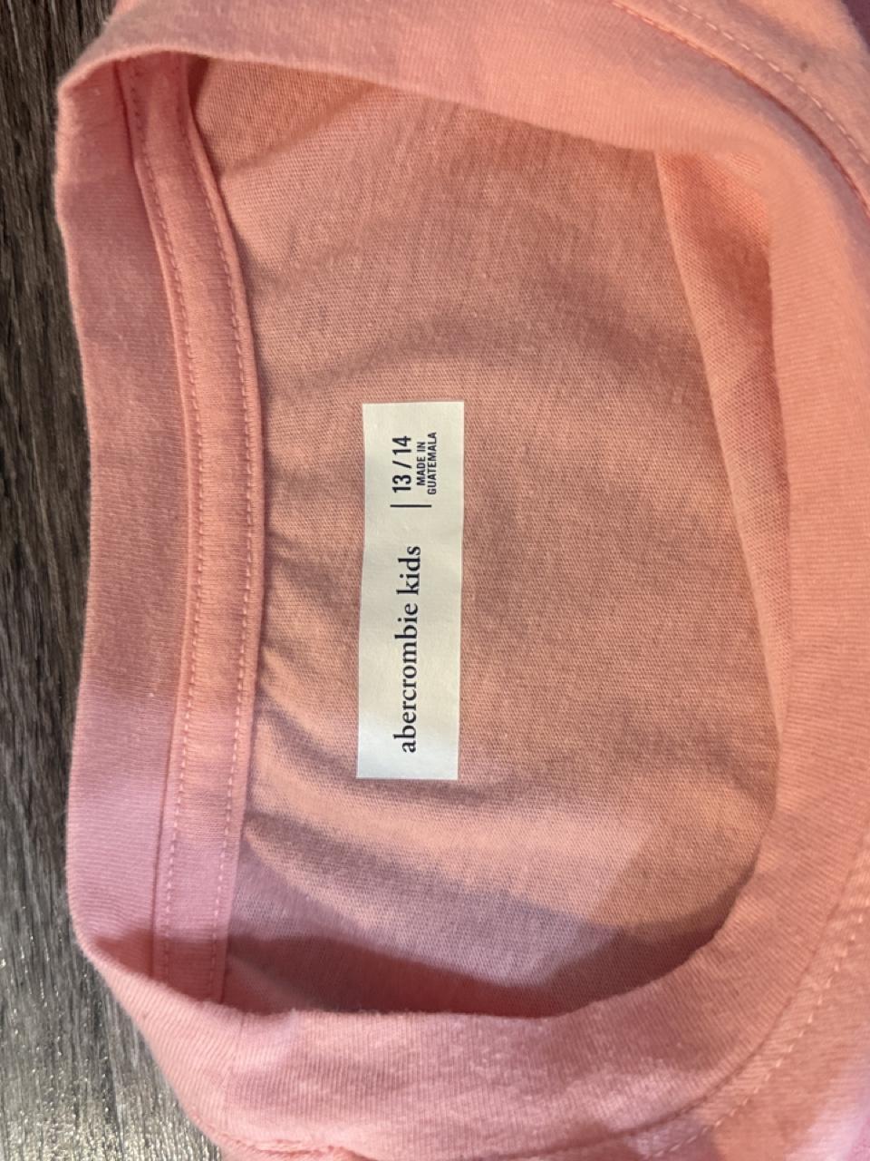 Y2K Abercrombie Kids graphic tee – Women's Used Clothing