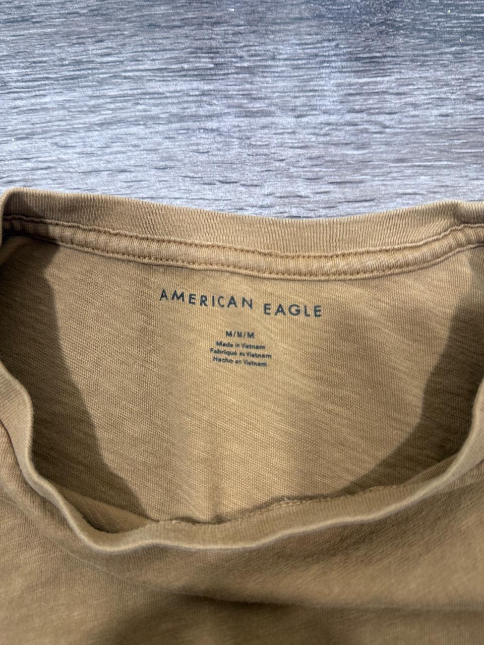 Y2K American Eagle Tan tee – Women's Used Clothing