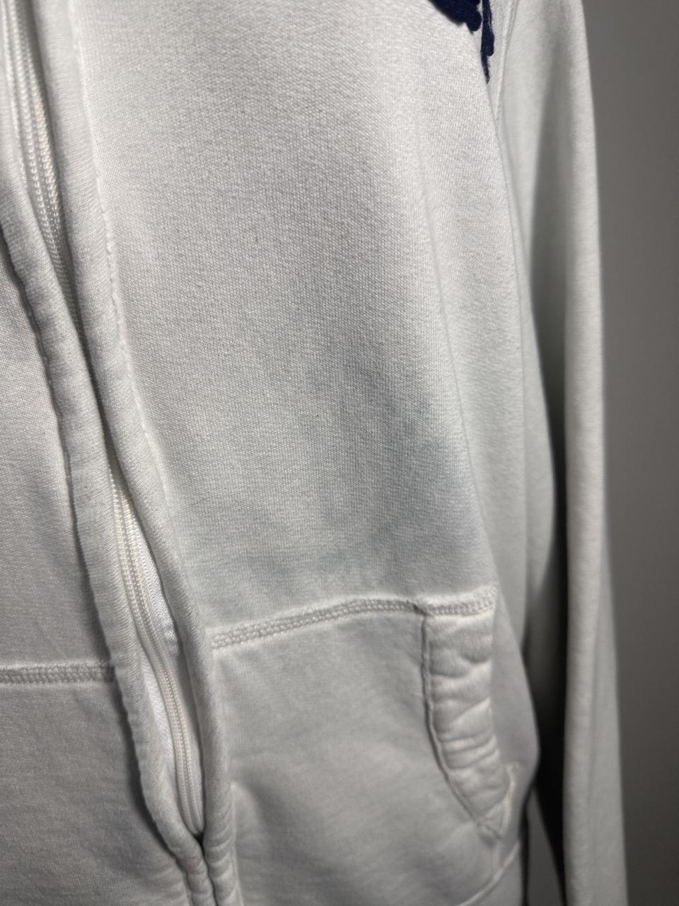 Y2K Abercrombie & Fitch White hoodie – Women's Used Clothing