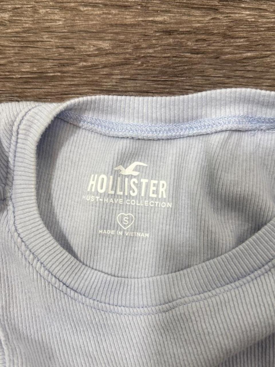 Y2K Hollister Co. tank top – Women's Used Clothing