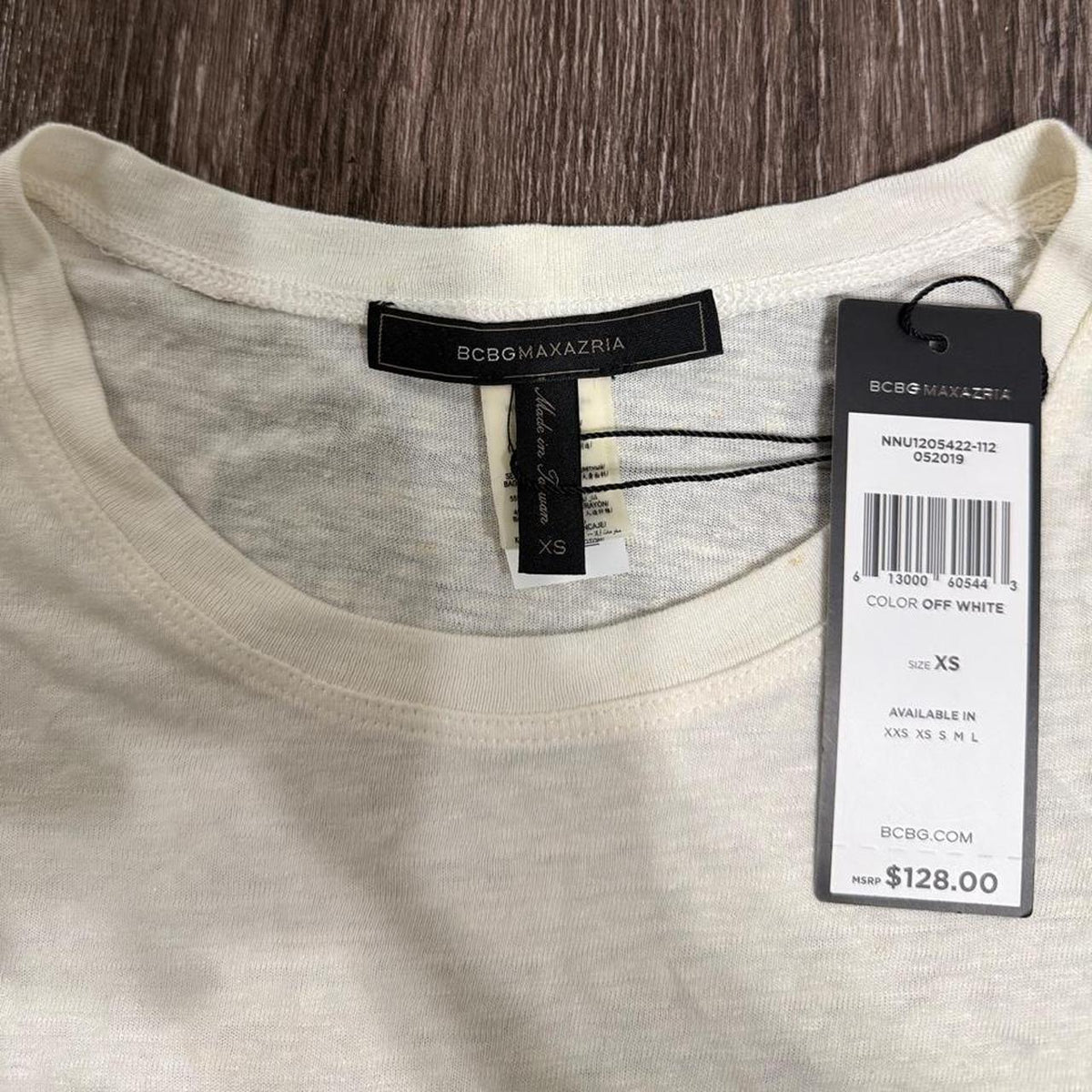 Y2K BCBGMAXAZRIA Cream and White tank top – Women's Used Clothing
