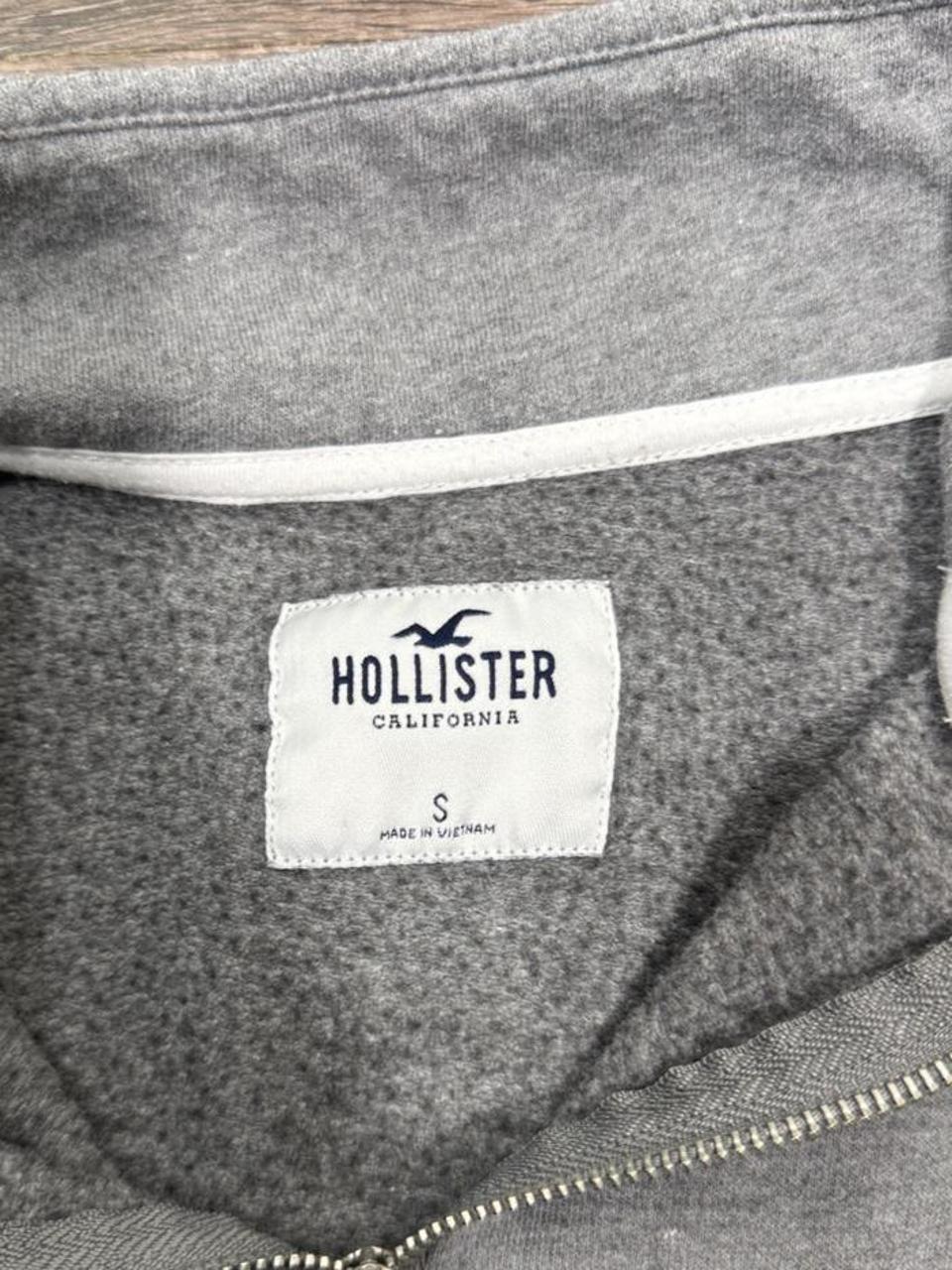Y2K Hollister Co. Grey hoodie – Women's Used Clothing