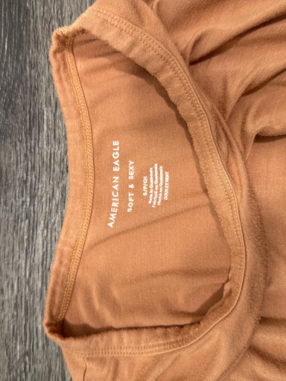 Y2K American Eagle Brown Tee – Women's Used Clothing