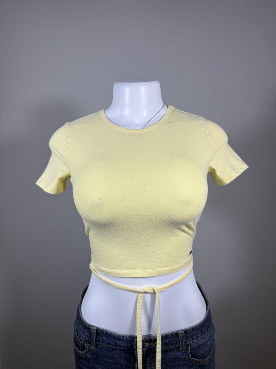 Y2K Hollister Co. Yellow baby tee – Women's Used Clothing