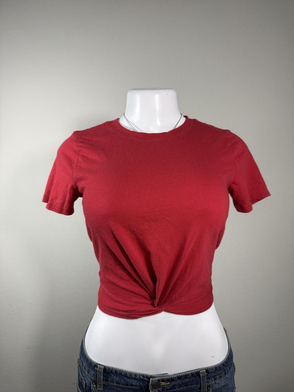 Y2K Hollister Co. Red baby tee – Women's Used Clothing