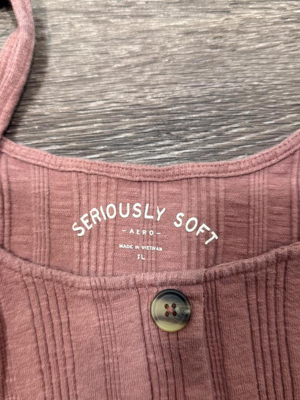 Y2K Aéropostale tank top – Women's Used Clothing