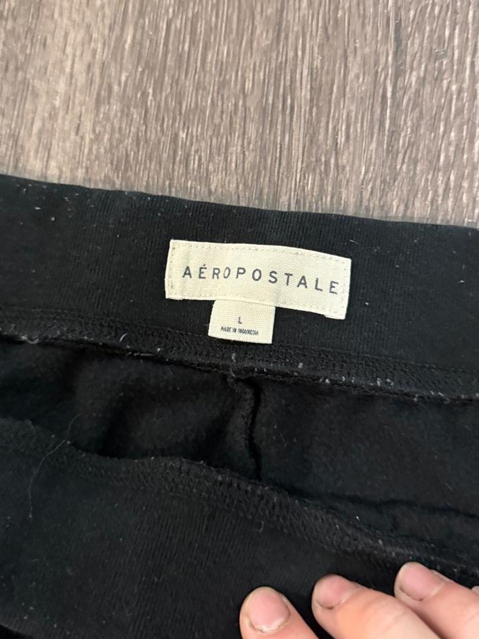 Y2K Aéropostale Black and Green joggers – Women's Used Clothing