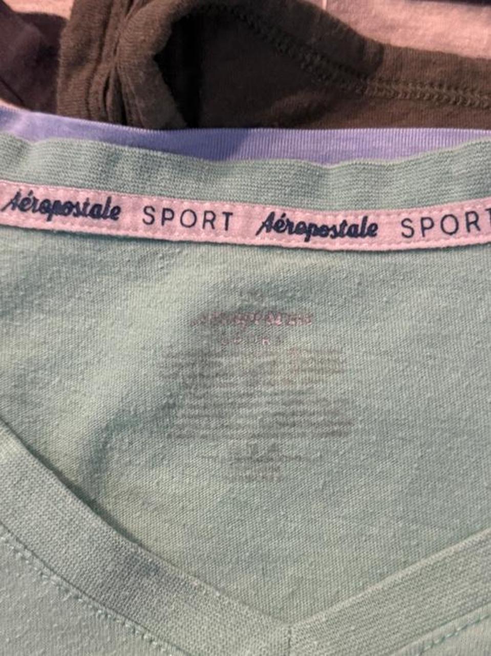 Y2K Aéropostale Green tee – Women's Used Clothing