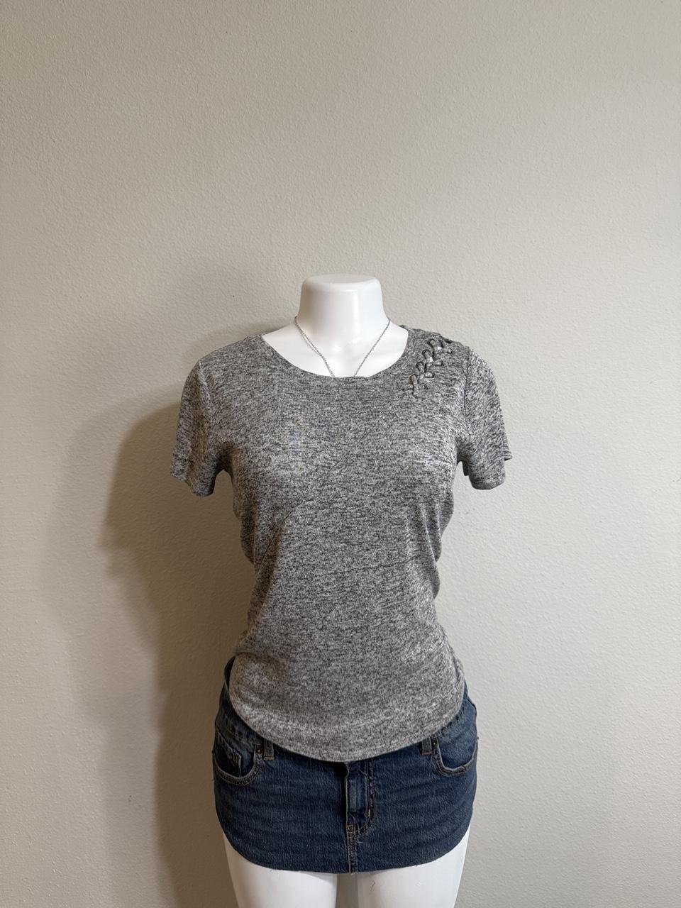 Y2K Hollister Co. tee – Women's Used Clothing