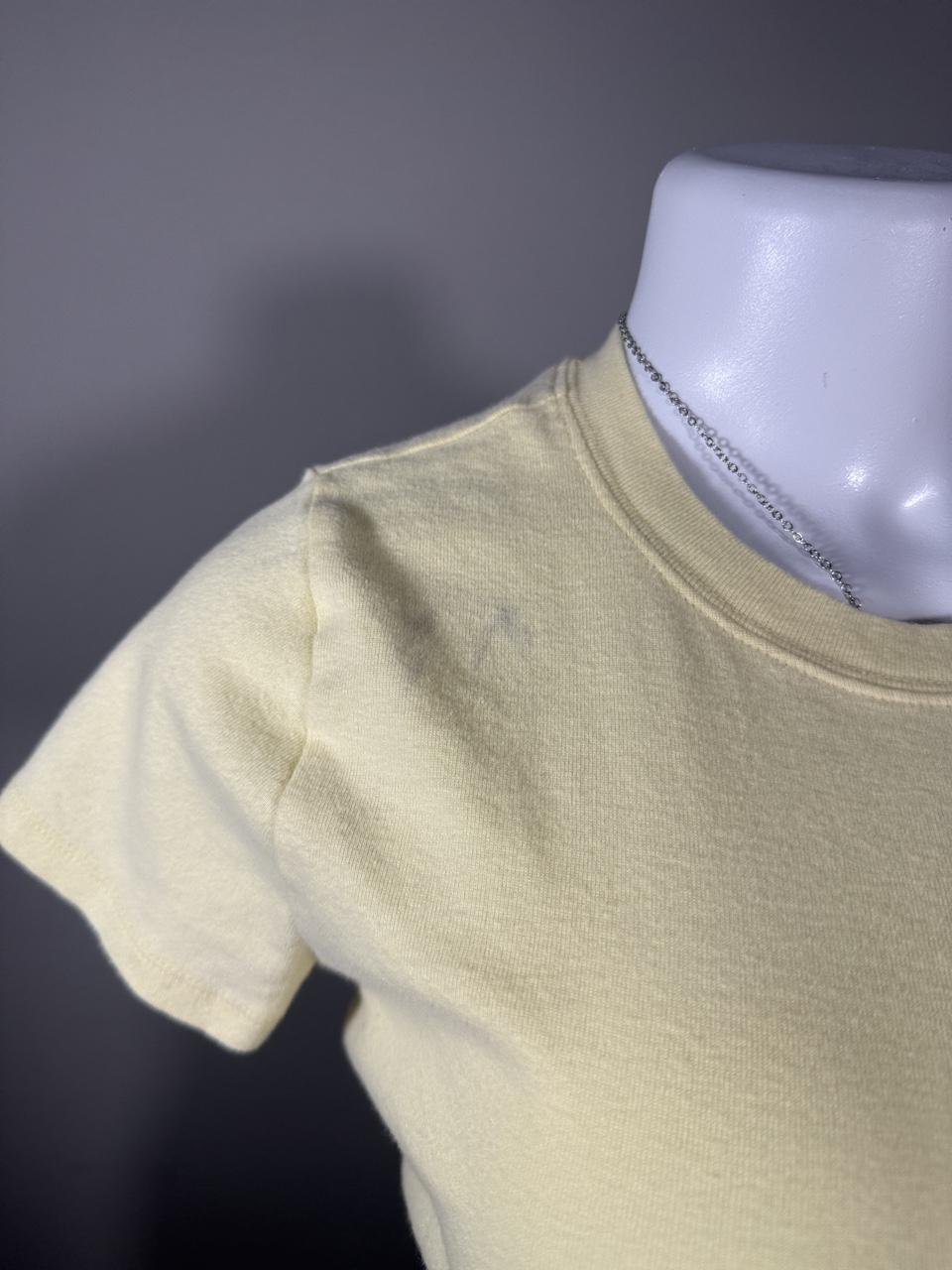 Y2K Hollister Co. Yellow baby tee – Women's Used Clothing