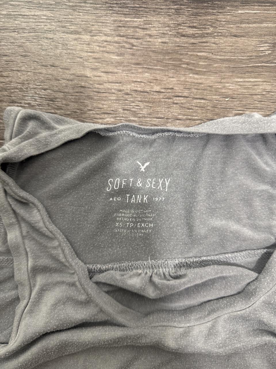 Y2K American Eagle Gray Tank Top – Women's Used Clothing
