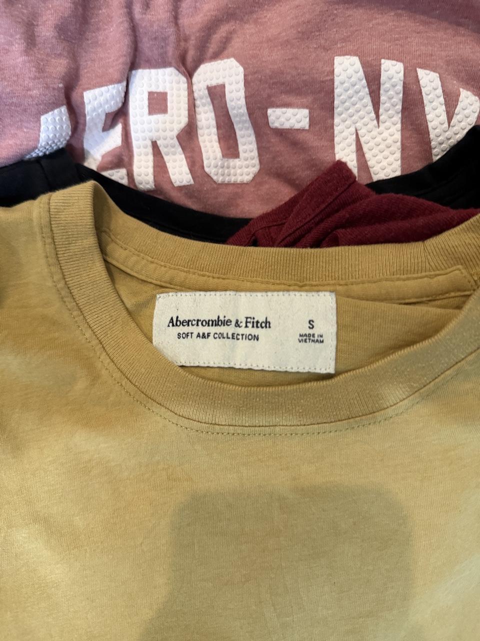 Y2K Abercrombie & Fitch tee – Women's Used Clothing