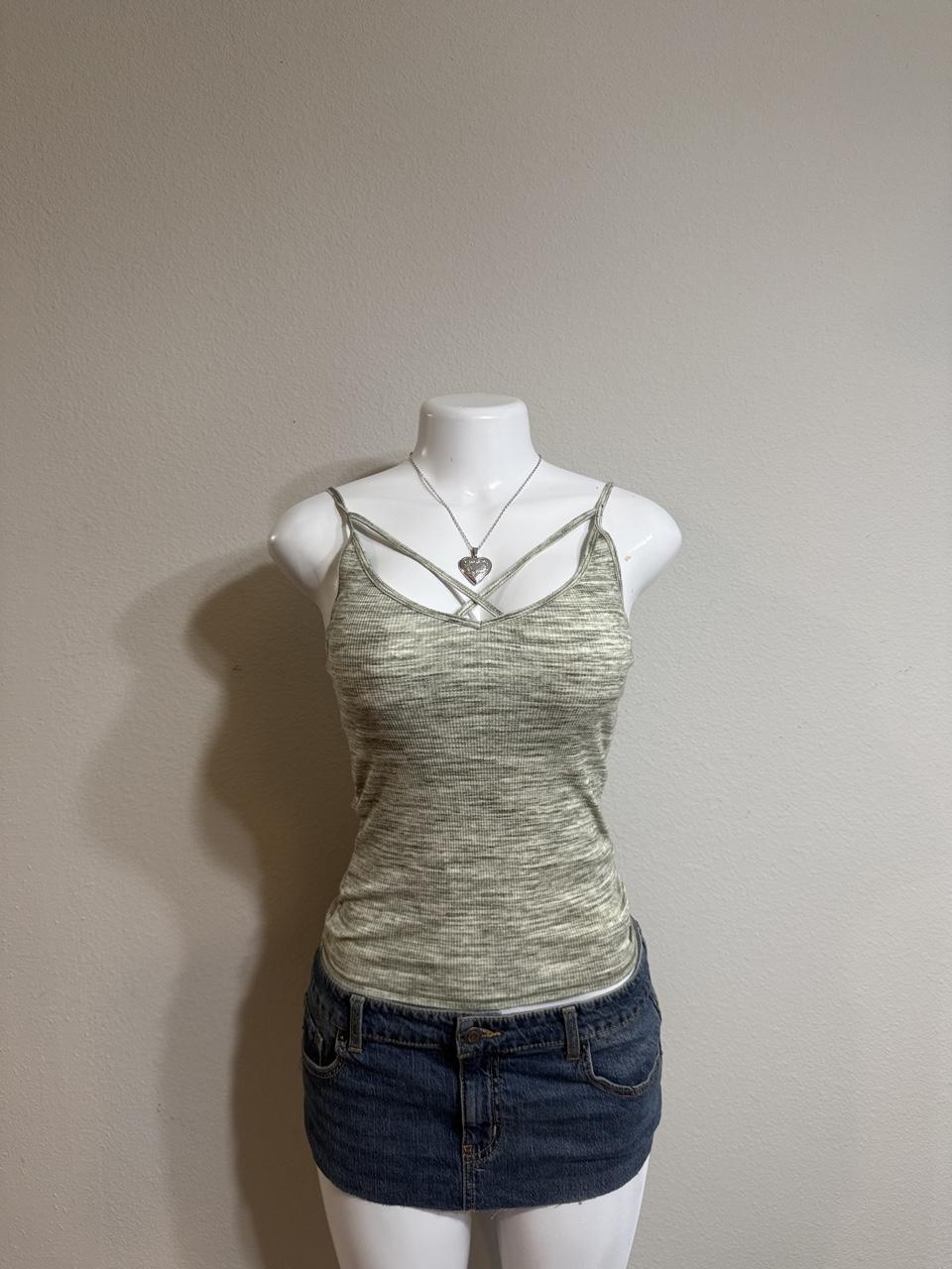 Y2K Hollister Co. tank top – Women's Used Clothing