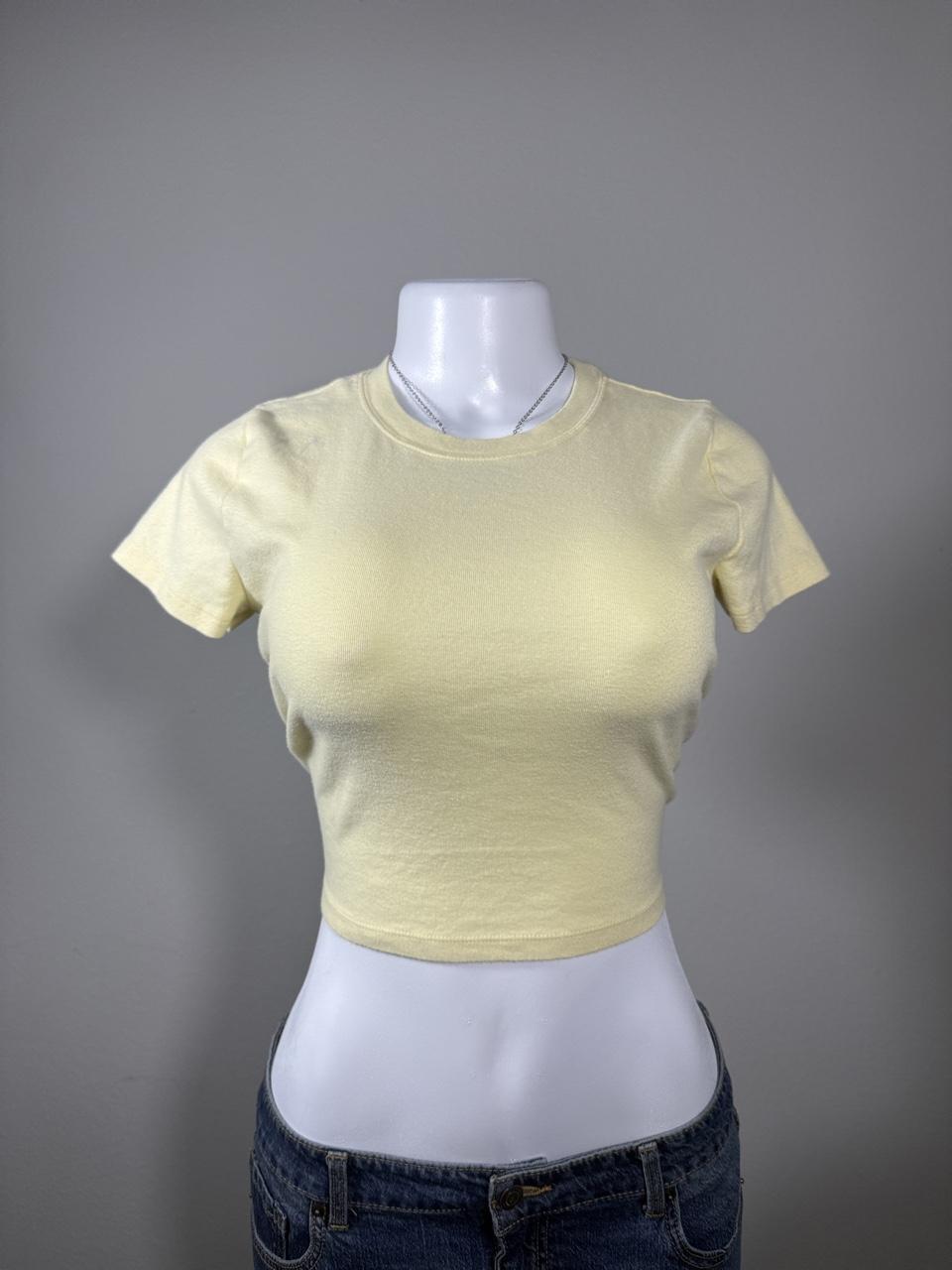 Y2K Hollister Co. Yellow baby tee – Women's Used Clothing
