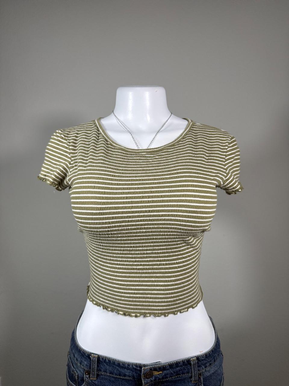 Vintage American Eagle Olive baby tee – Women's Used Clothing