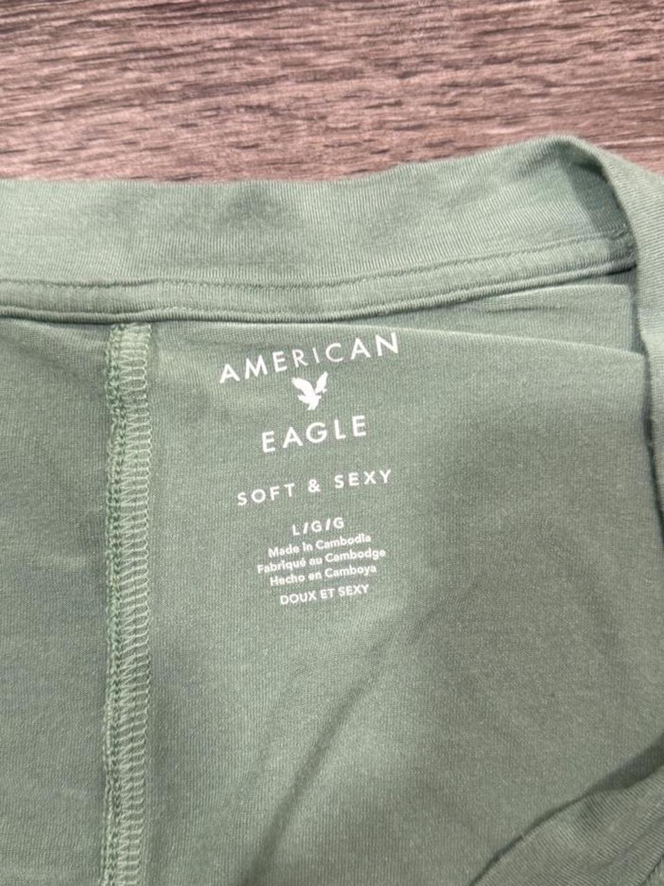 Y2K American Eagle Green tee – Women's Used Clothing
