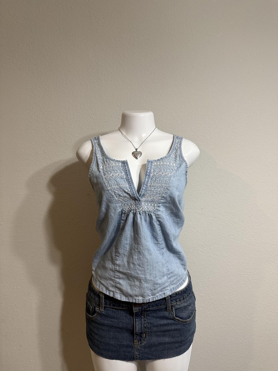 Y2K Hollister Co. tank top – Women's Used Clothing