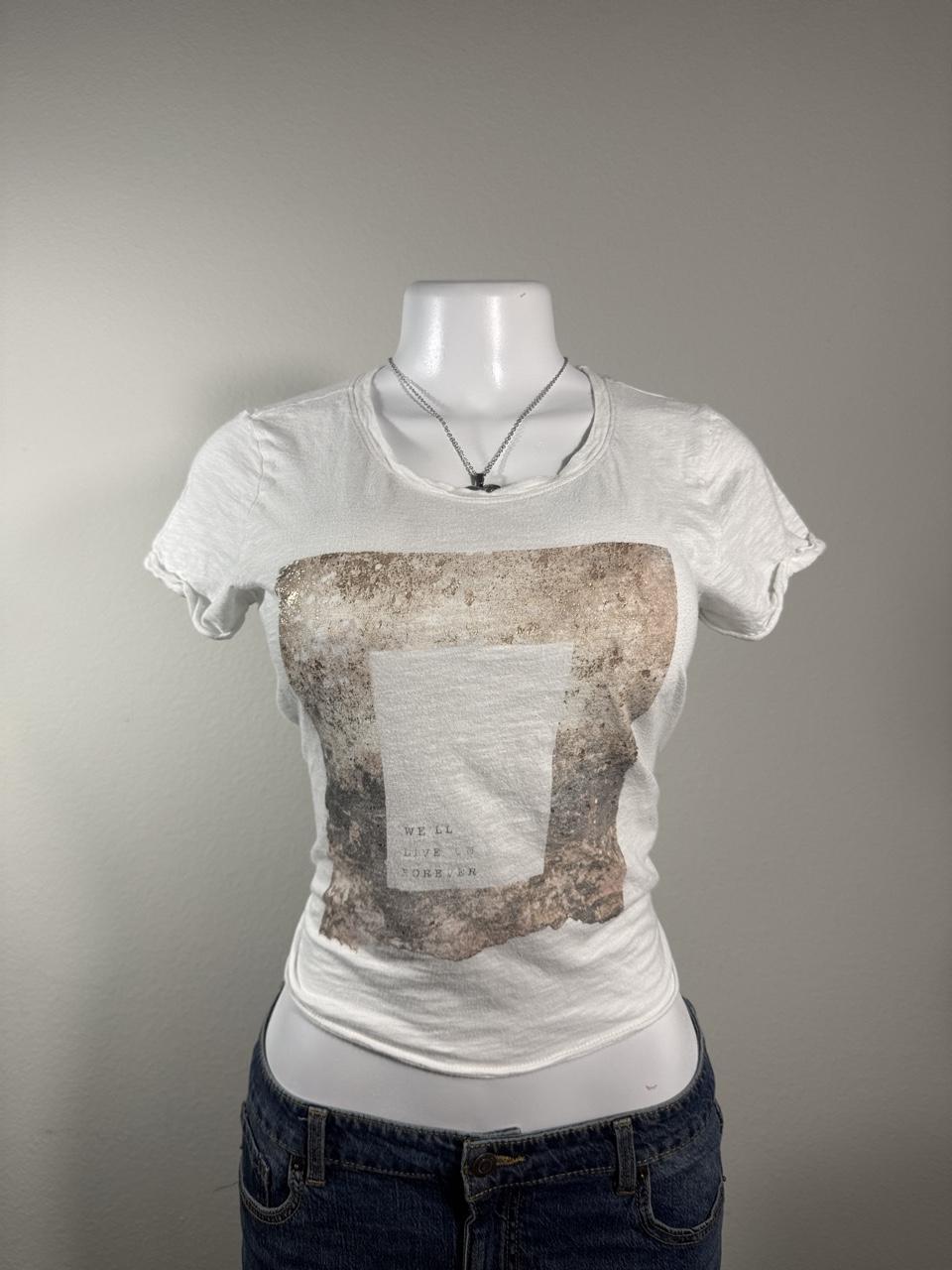 Vintage Hollister Co. White baby tee – Women's Used Clothing