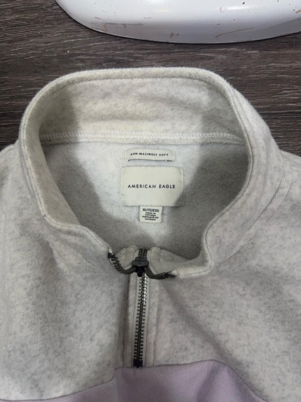 Y2K American Eagle Multicolor Hoodie – Women's Used Clothing