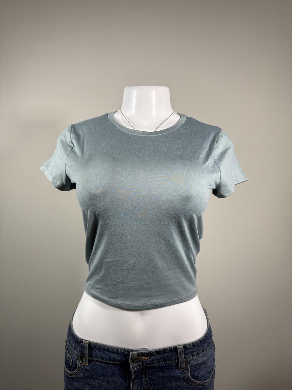 Y2K Hollister Co. baby tee – Women's Used Clothing